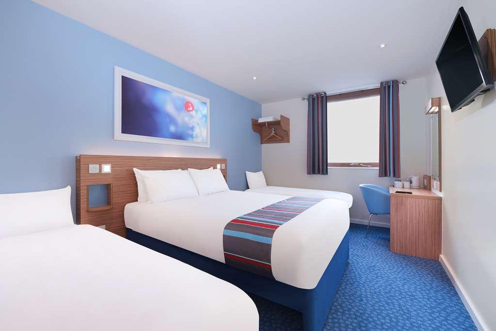 Travelodge Stansted Great Dunmow Habitación foto